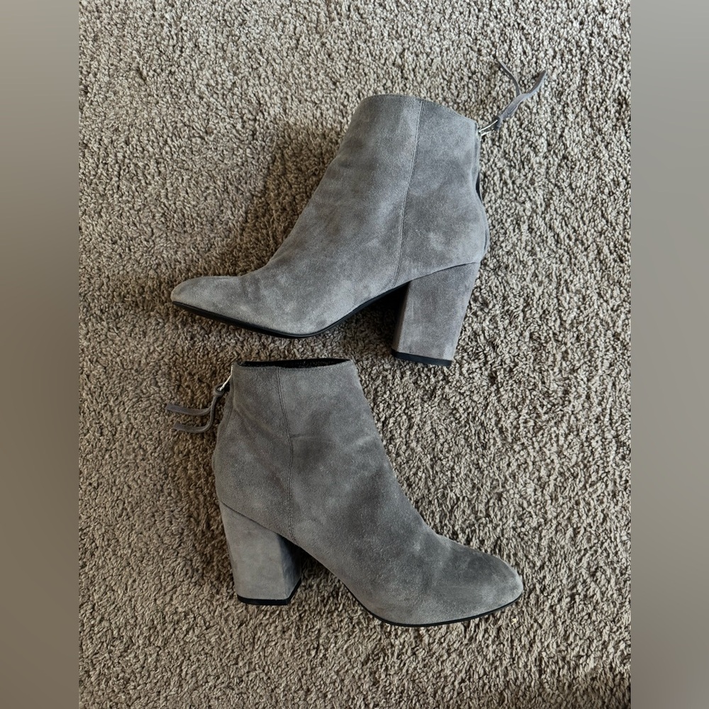 Steve Madden Cynthia Gray Suede Ankle Boots